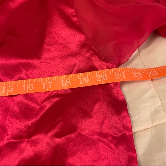 VICTORIA’S SECRET gold label size S vintage short gown original pearl buttons - Picture 11 of 13